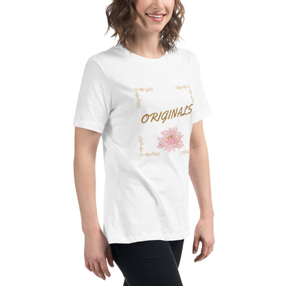 Personalisiertes Damen-T-Shirt mit floraler Eleganz